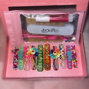 press on nails